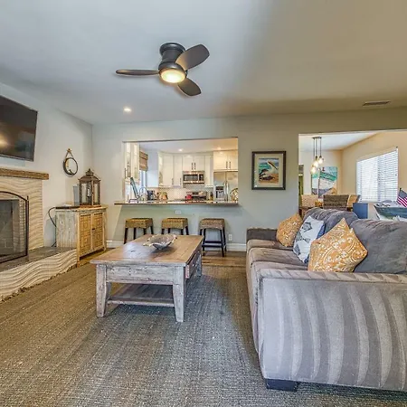 Hideaway Unit A Apartment